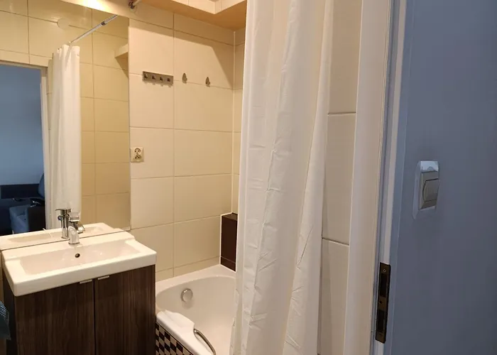 Na Batorym Διαμέρισμα Chorzów